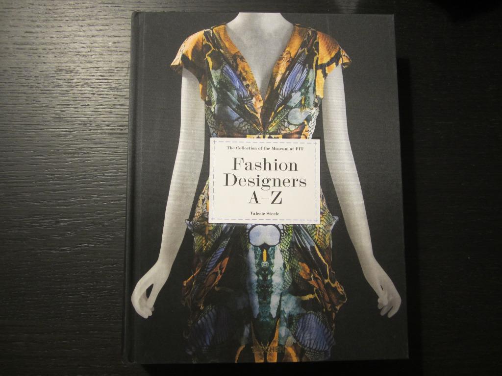 Fashion designers a-z (updated edition 2020)  Valerie Steele, Ophalen of Verzenden