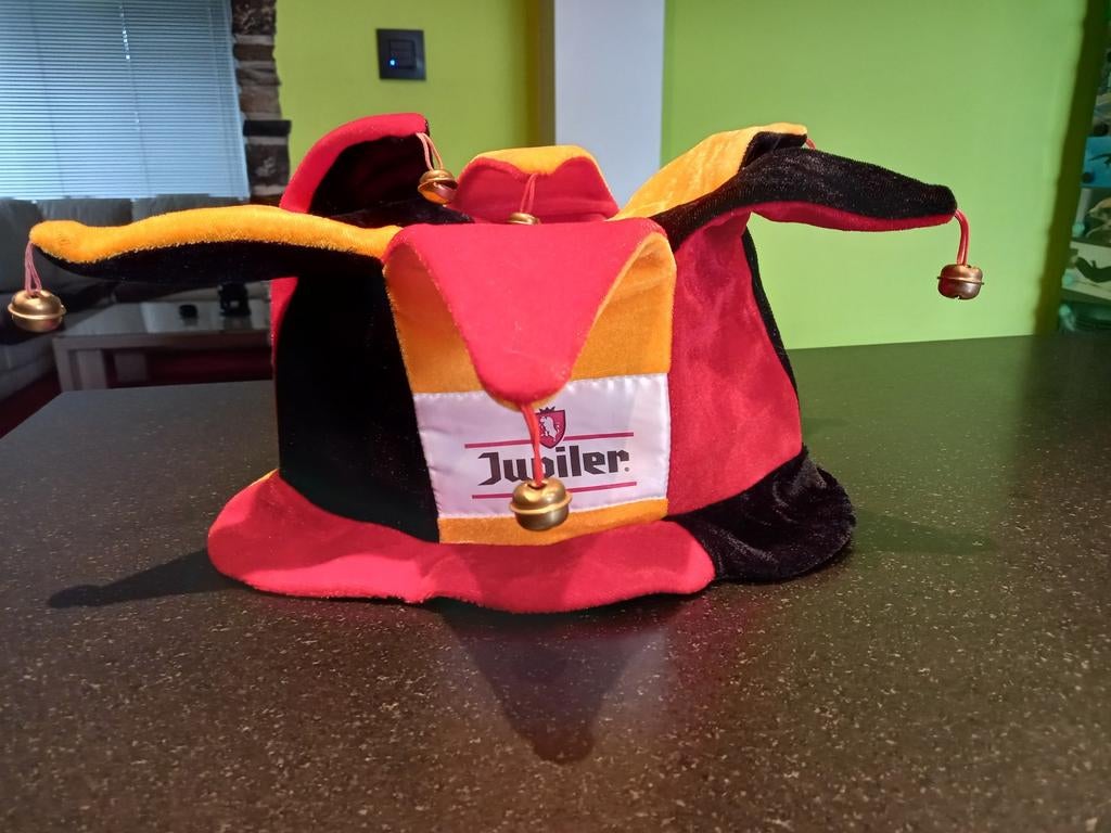 Muts nar Belgie Jupiler, Hobby en Vrije tijd, Ophalen of Verzenden, Zo goed als nieuw