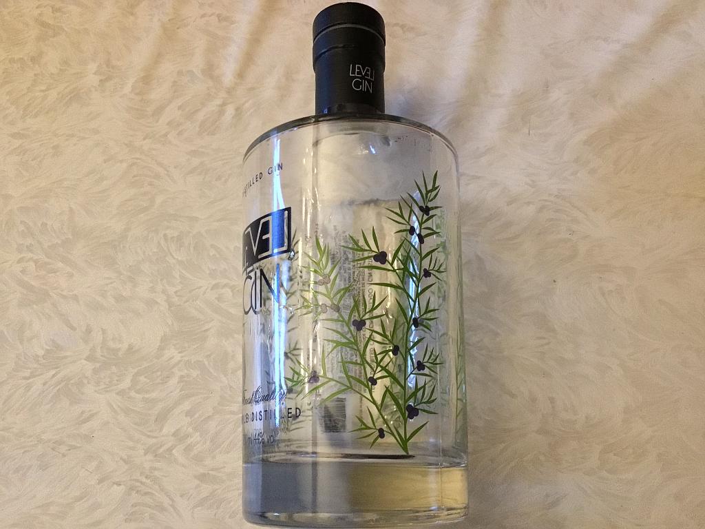 Bouteille vide de Level gin Jwsc award 2025, Enlèvement ou Envoi