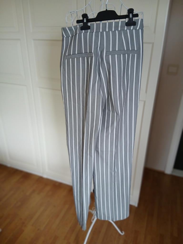 34/36 kreukt amper, als nieuw!, Overige kleuren, Ophalen of Verzenden, Zo goed als nieuw, Sora by Jbc