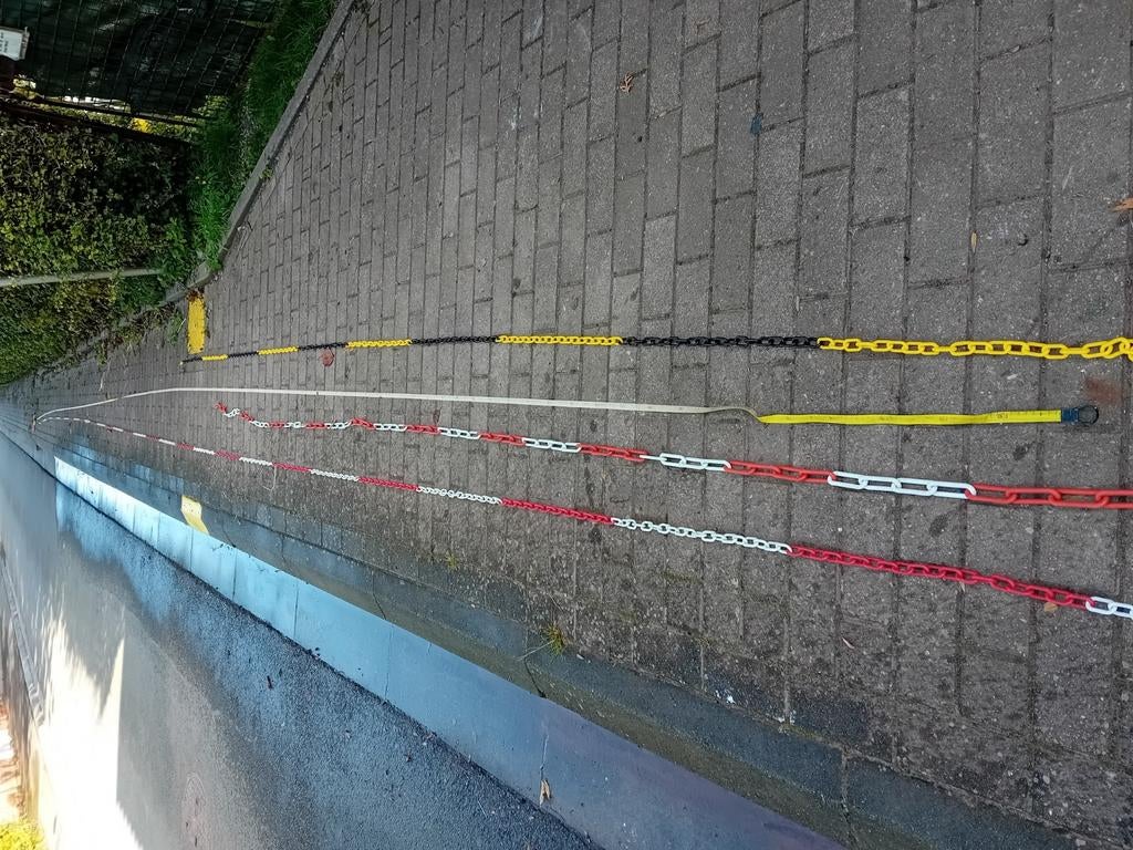 Chaînes plastiques pour parking 1x16m50..1x5m60et 1x4m70, Jardin & Terrasse, Clôtures de jardin, Enlèvement, Neuf, Synthétique