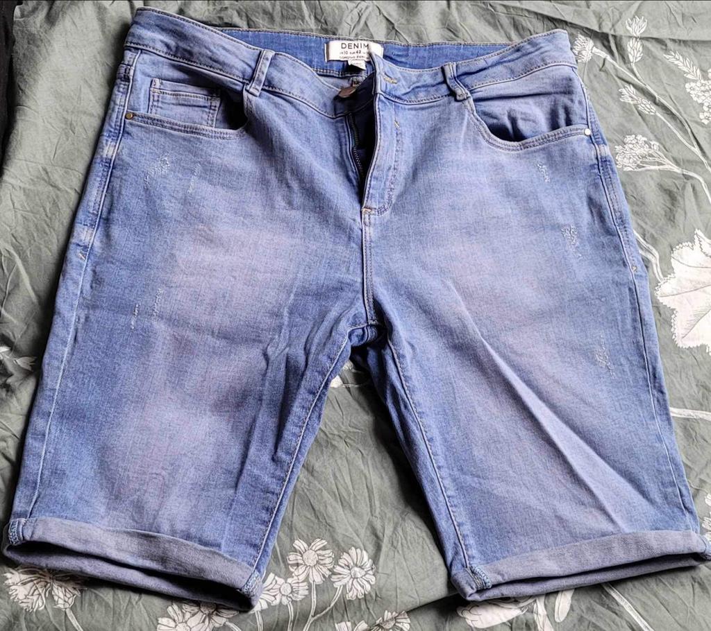 Short en jeans taille 44, Vêtements | Femmes, Jeans, Enlèvement ou Envoi, Comme neuf