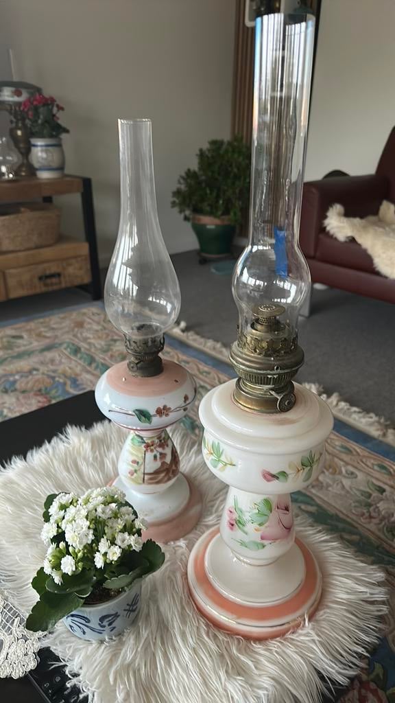 2 x oude opaline olielampen, Ophalen