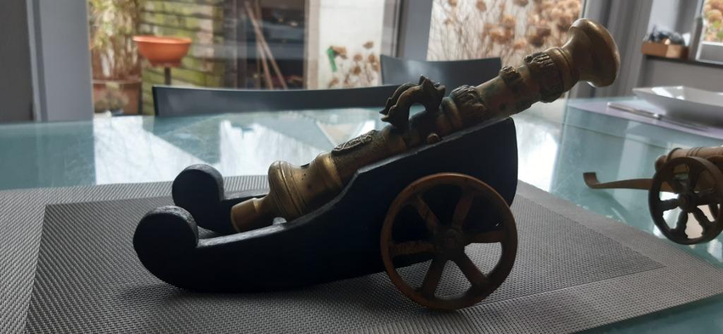 canon ornemental (miniature) en cuivre jaune (laiton), Enlèvement ou Envoi, Autres, Objet d'art
