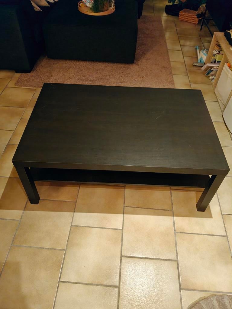 Ikea salontafel, Ophalen