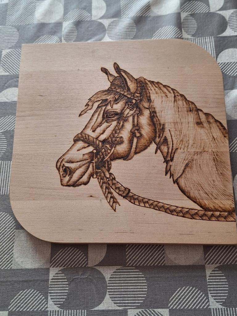 Paard gesneden op hout, Ophalen of Verzenden