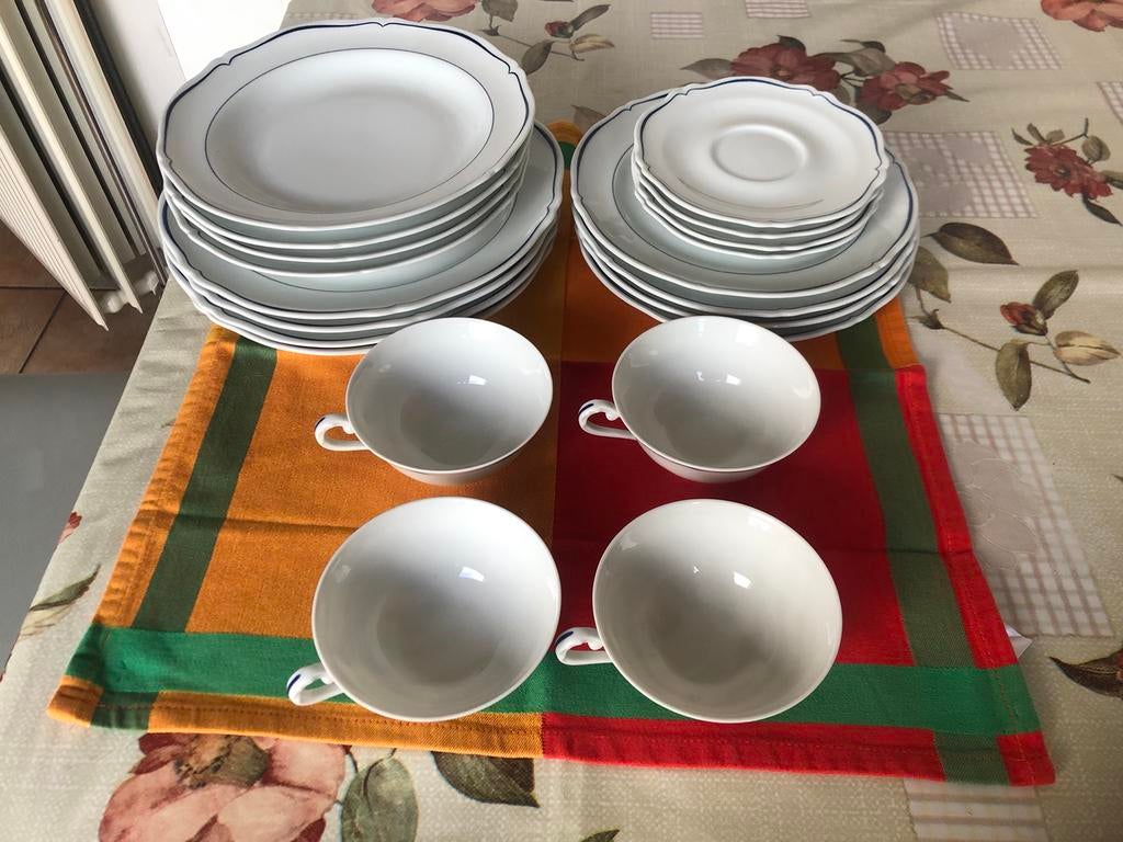 Franse Limoges koffie en eetservies voor 4 pers. Nieuw., Antiek en Kunst, Ophalen