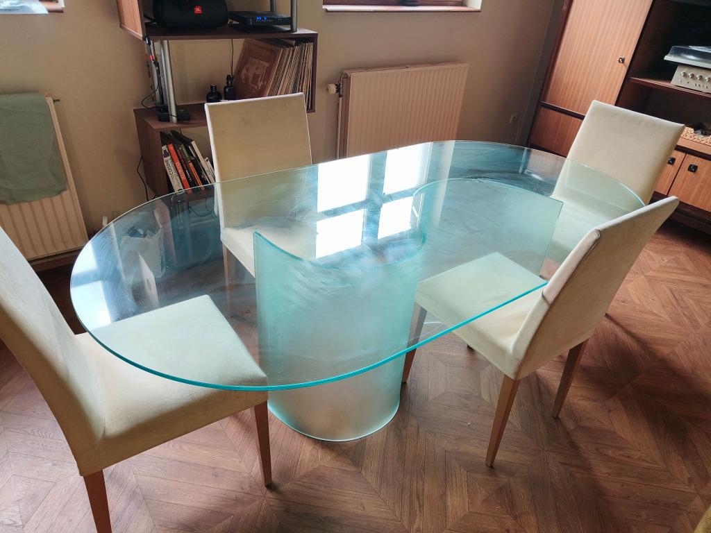 Table et chaises Ligne Roset, Cinq personnes ou plus, Comme neuf, Verre, Enlèvement