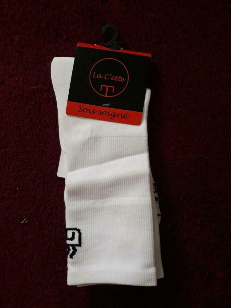 La cette wielersokken maat 42 nieuw, Vêtements | Hommes, Chaussettes & Bas, Enlèvement ou Envoi, Neuf, Taille 39 à 42, Blanc