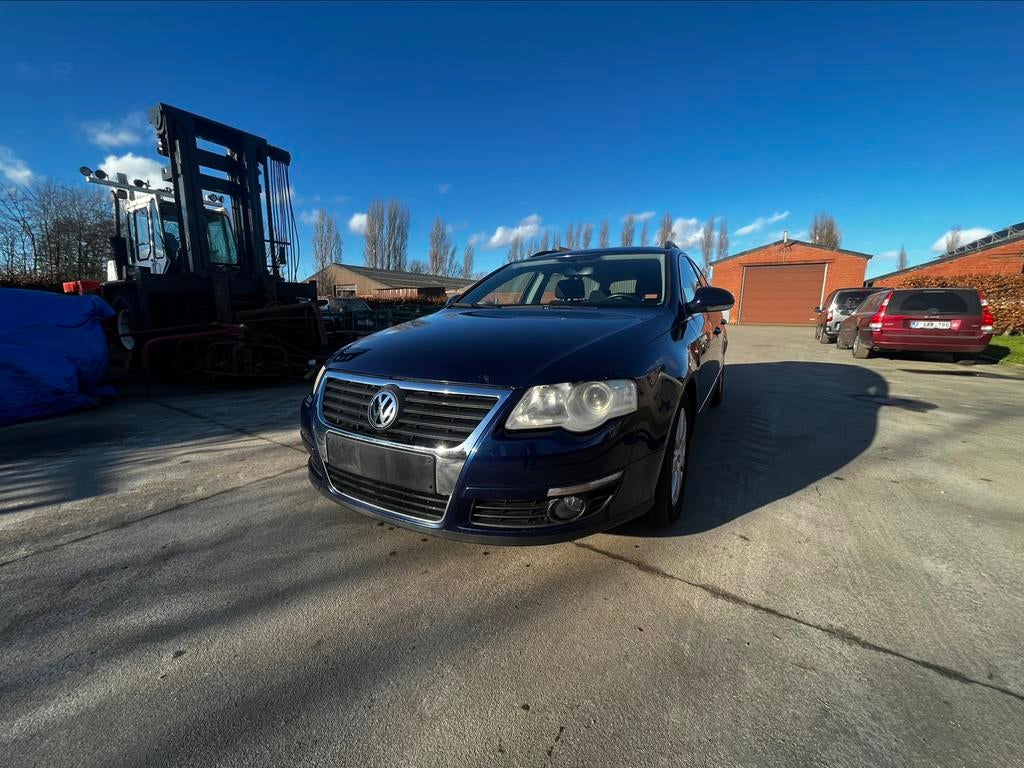 WV PASSAT VAN 2007 BENZINE COMFORT LINE MET 150DKMS, Capteur de stationnement, Achat, Entreprise, Boîte manuelle