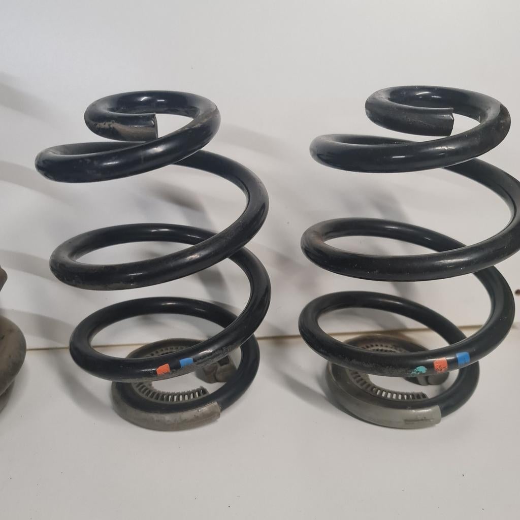 Set de ressorts original Clio 3 RS, Autos : Pièces & Accessoires, Enlèvement ou Envoi