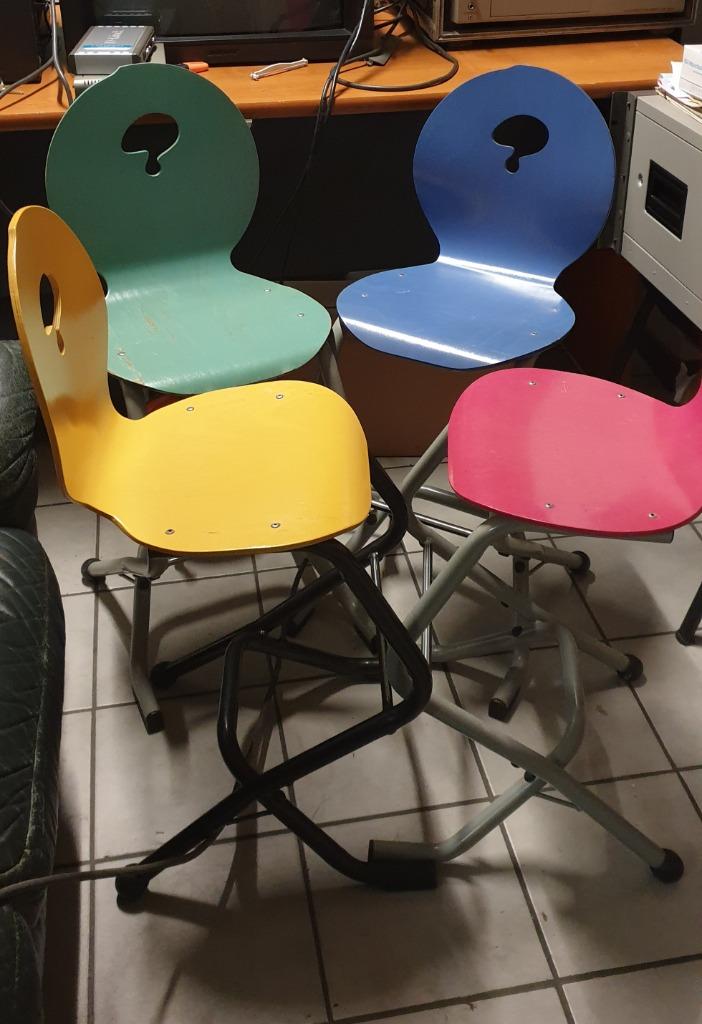 Lot de 50 chaises en hêtre massif et métal MOBIDECOR, Enlèvement ou Envoi