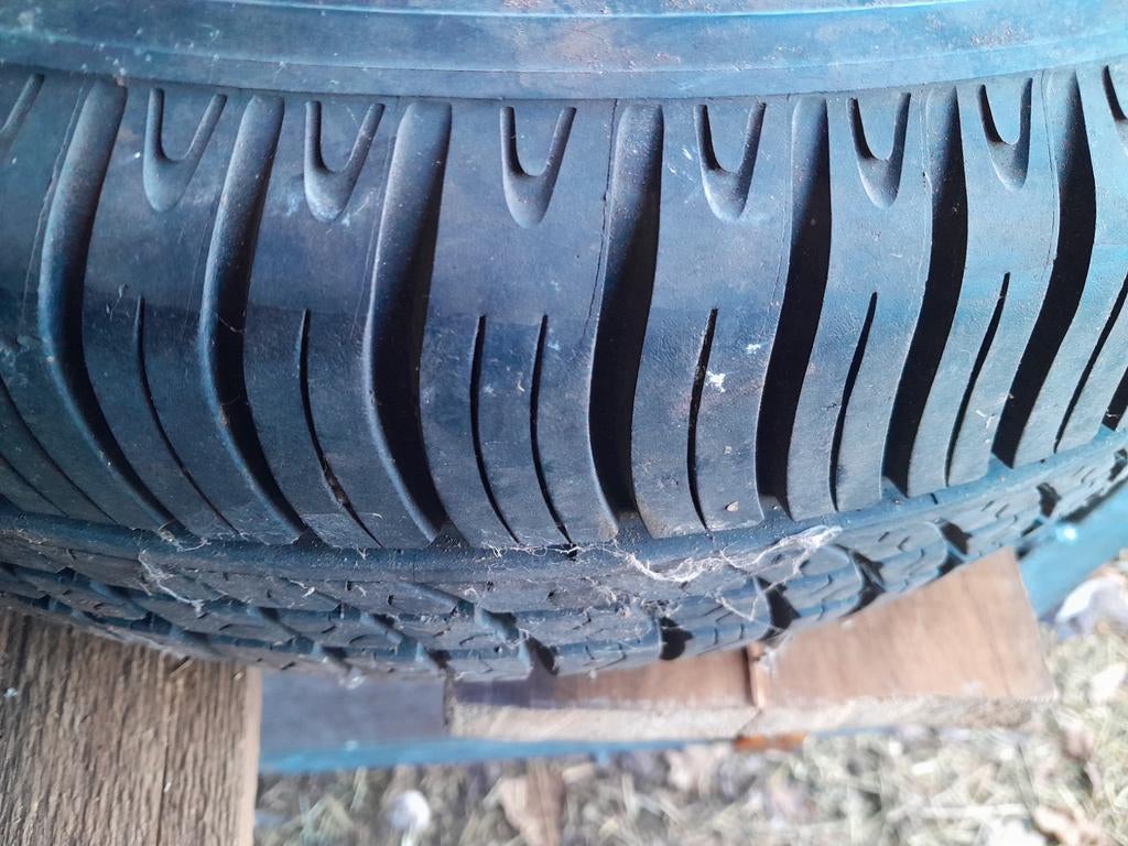 Wiel 175 80 14 Michelin energie 4x100 et39, Ophalen
