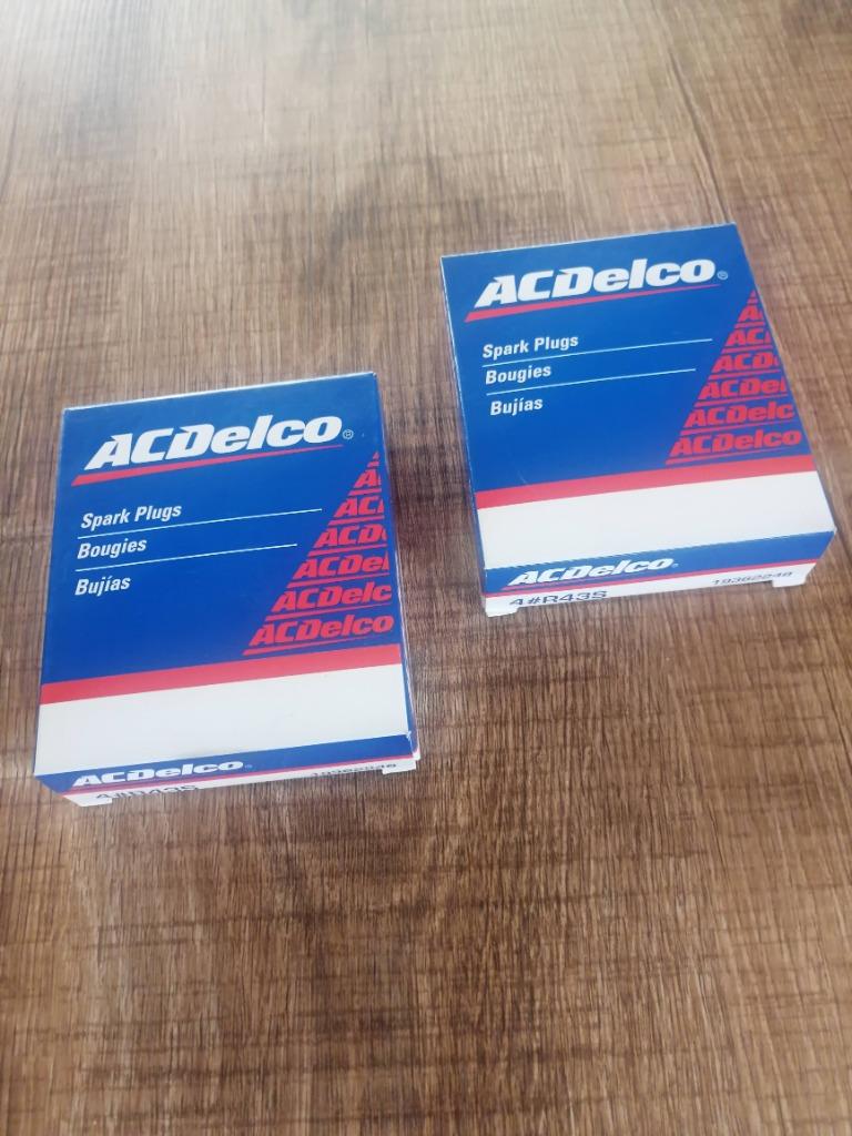 SET 8 AC DELCO  R43S bougies, Auto-onderdelen, Motor en Toebehoren, Jeep, Chevrolet, Chrysler, Dodge, Buick, Cadillac, Oldsmobile