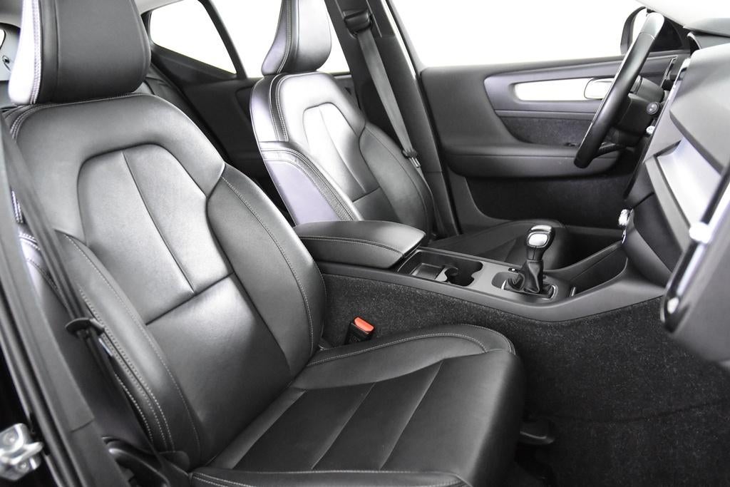 Volvo XC40 T3 Inscription *1ste Eigenaar*Leer*Navigatie*, Auto's, Voorwielaandrijving, 1574 kg, Zwart, Bedrijf