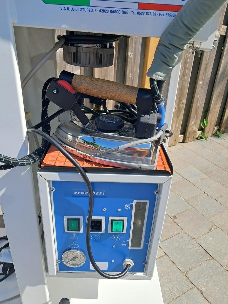 Reverberi professionele strijkbout, Elektronische apparatuur, Strijkijzers en Strijkplanken, Gebruikt, Ophalen