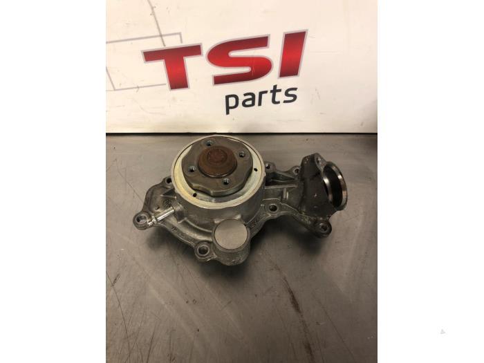 Waterpomp van een Audi SQ5, Gebruikt, -, -, -