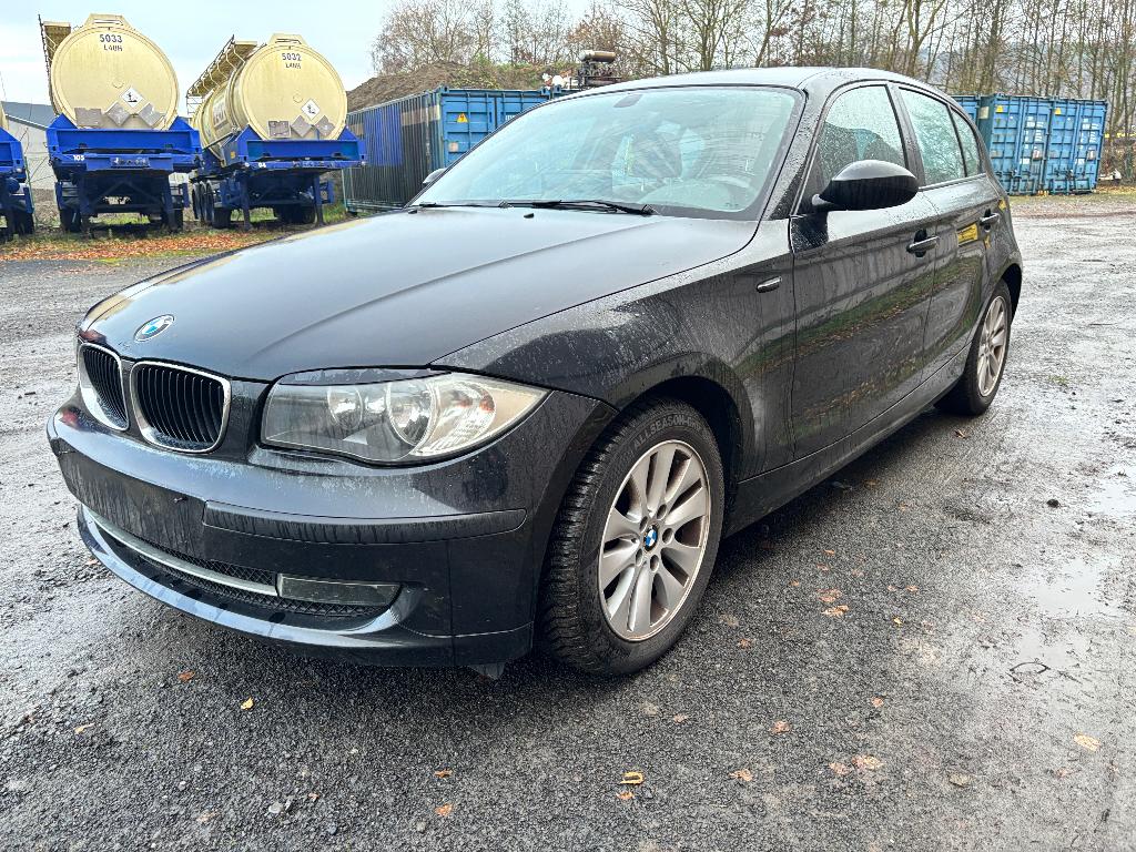 BMW 116i 2007 le moteur ne tourne pas bien, Auto's, 4 cilinders, Zwart, Bedrijf, Euro 4