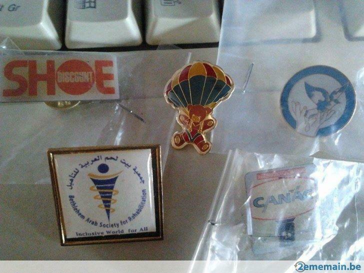 Lot 25 pins, Enlèvement ou Envoi, Neuf, Insigne ou Pin's