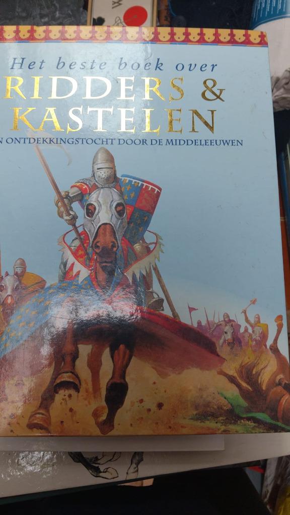 ridders en kastelen boek, Enlèvement ou Envoi