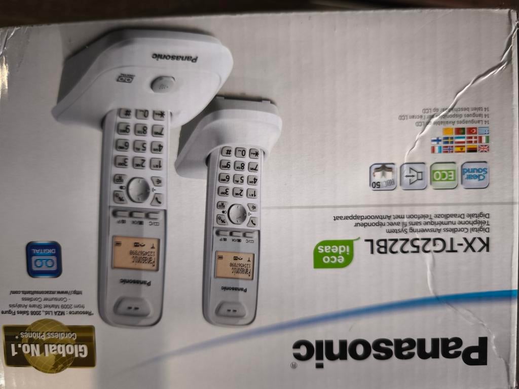 Duoset Panasonic telefoons nieuwstaat in doos alles aanwezig, Telecommunicatie, Vaste telefoons | Handsets en Draadloos, Ophalen of Verzenden