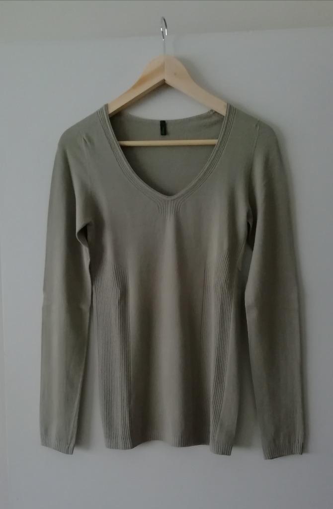 Benetton kaki bruin tricot truitje met V-hals NIEUW, Kleding | Dames, Maat 38/40 (M), Bruin, Benetton, Nieuw