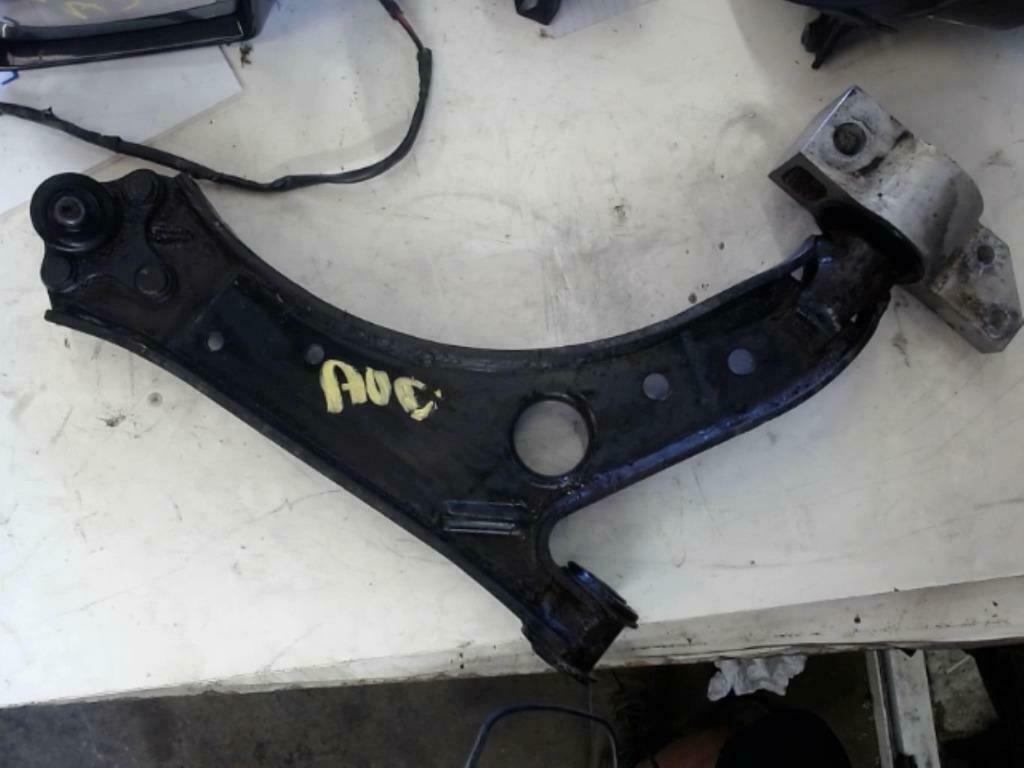 triangle avant  droit  audi A3 8p 2004-2008, Autos : Pièces & Accessoires, Freins & Transmission, Audi, Utilisé, Enlèvement ou Envoi
