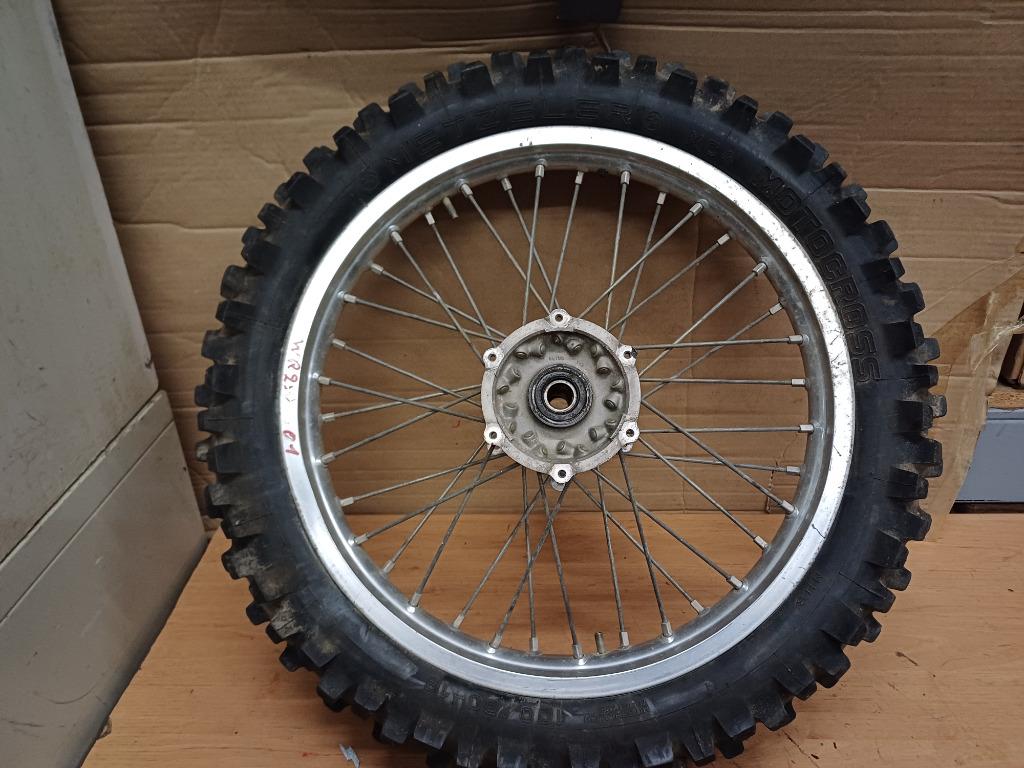 yamaha wr 250/400/426/450 achterwiel velg met lichte deuk, Ophalen of Verzenden, Gebruikt