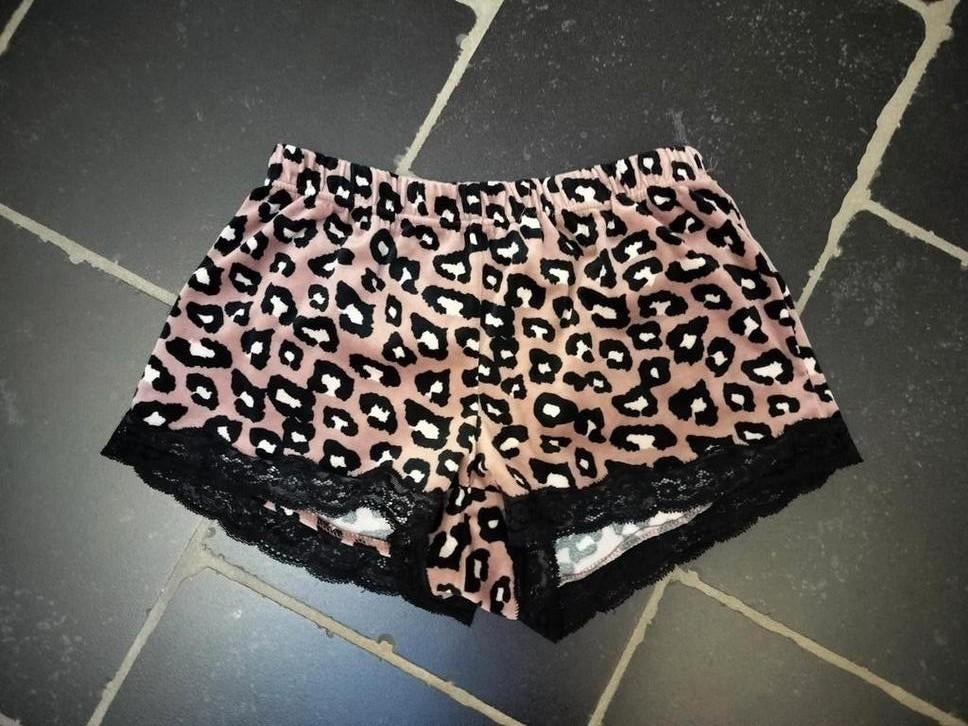 Fluwelen short Hunkemöller M, Kleding | Dames, Ophalen of Verzenden, Zo goed als nieuw
