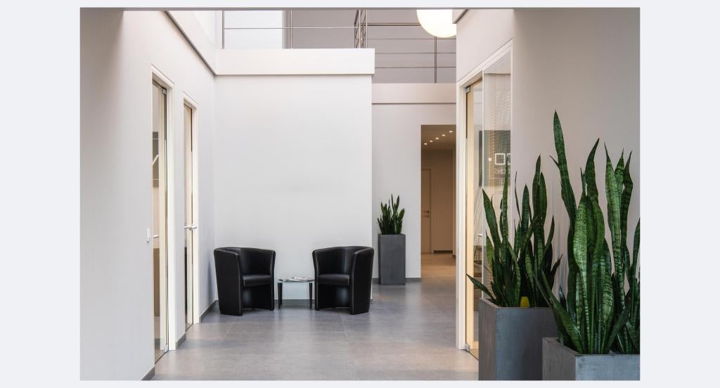 Bedrijfsgebouw met mog.woonst - Waasland te koop, 200 tot 500 m², Sint-Gillis-Waas, 16 kamers, 768 m²