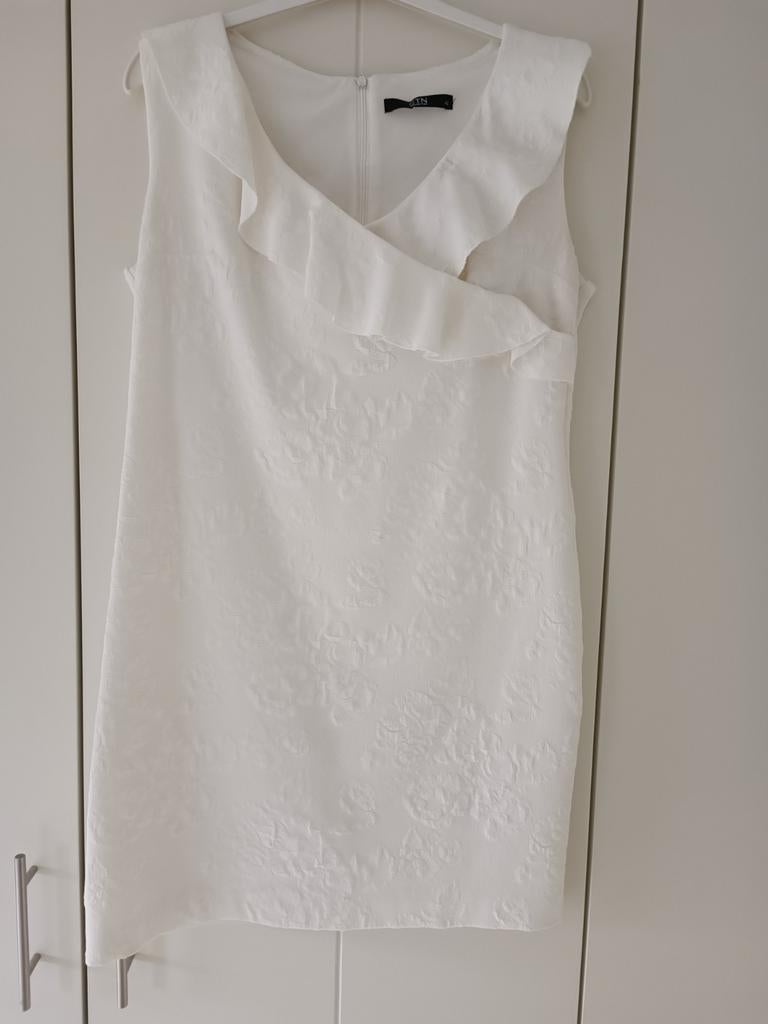 Wit zomerkleedje van het merk CTN, Kleding | Dames, Ophalen of Verzenden, Maat 38/40 (M), Wit