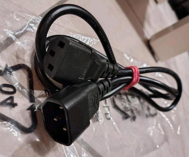 Câble de rallonge - alimentation ou écran pc  -- comme neuf., Enlèvement ou Envoi, Comme neuf
