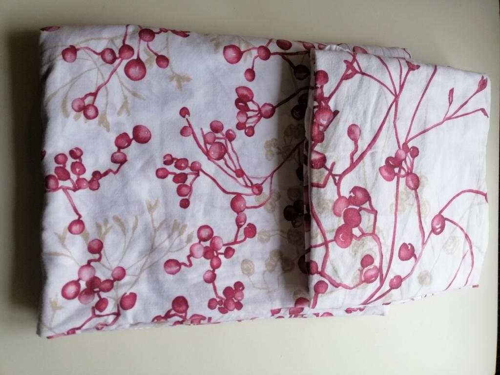 Drap de lit pour lit d'1m60 + 2 taies, Maison & Meubles, Enlèvement ou Envoi, Comme neuf, Rouge