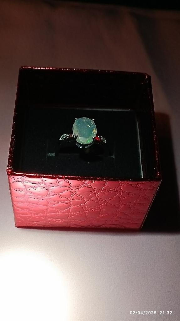 Prachtige sterling zilveren ring met Ethiopisch opaal, Ophalen of Verzenden, Nieuw, Zilver, Zilver