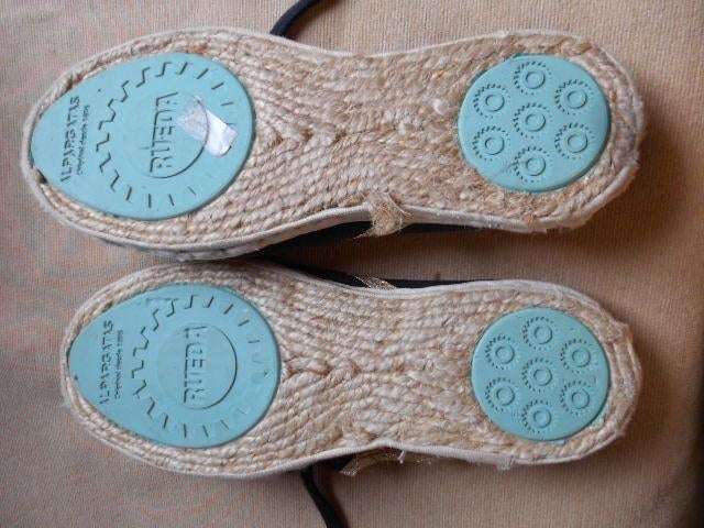 nieuwe schoenen vanaf 10 €, Zwart, Nieuw, Ophalen of Verzenden, Sneakers