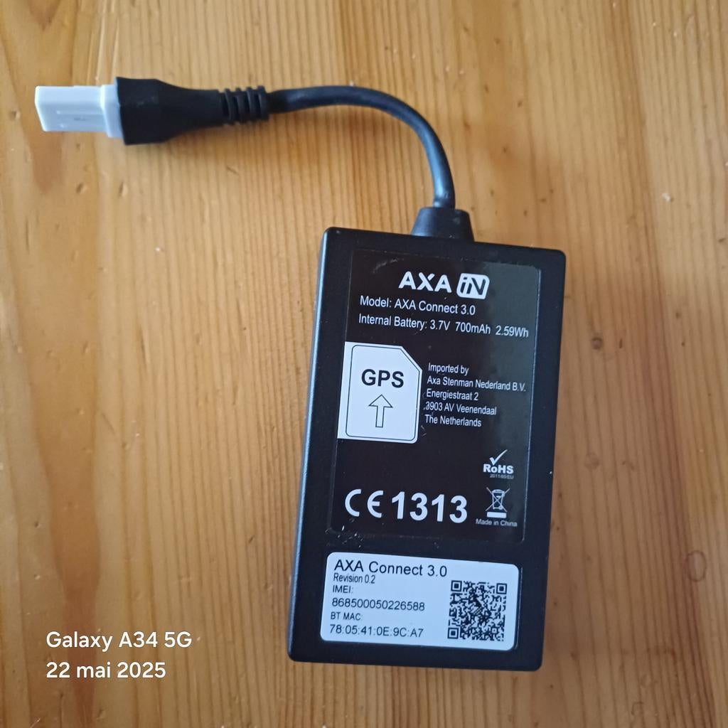 Axa In Connect 3.0 Tracket GPS, Ophalen, Zo goed als nieuw