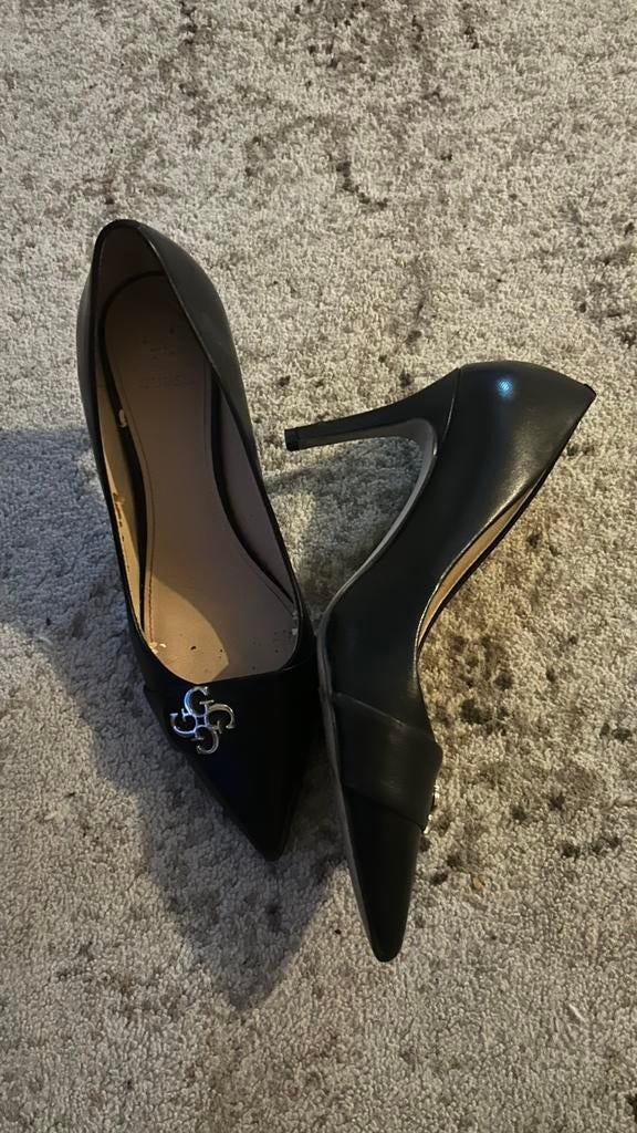 Sandales guess  taille 39, Enlèvement ou Envoi, Porté, Noir, Sandales et Mûles