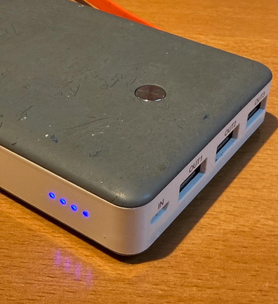 Xtorm 15000 mAh Powerbank XB102, Telecommunicatie, Powerbanks, Ophalen of Verzenden, Gebruikt, Xtorm