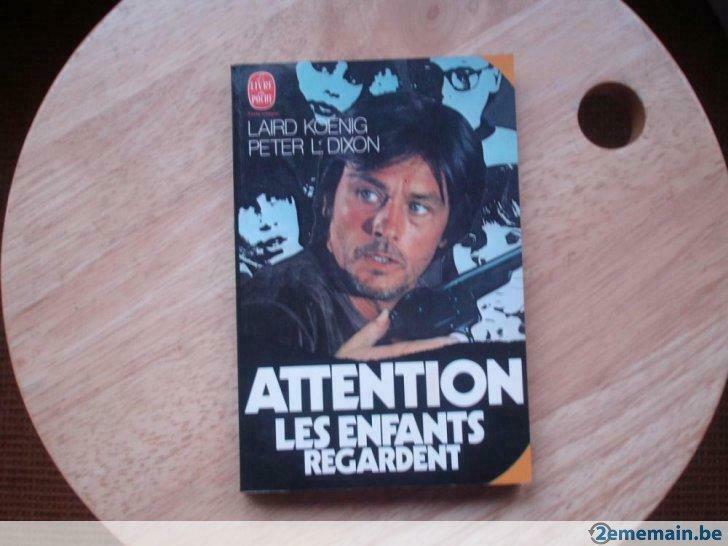 Attention les enfants regardent, Laird Koenig, Gelezen