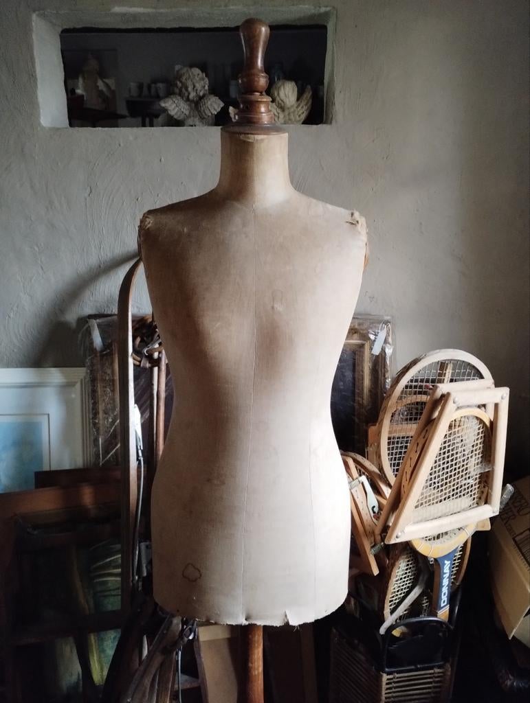 Mannequin ancien, Enlèvement ou Envoi