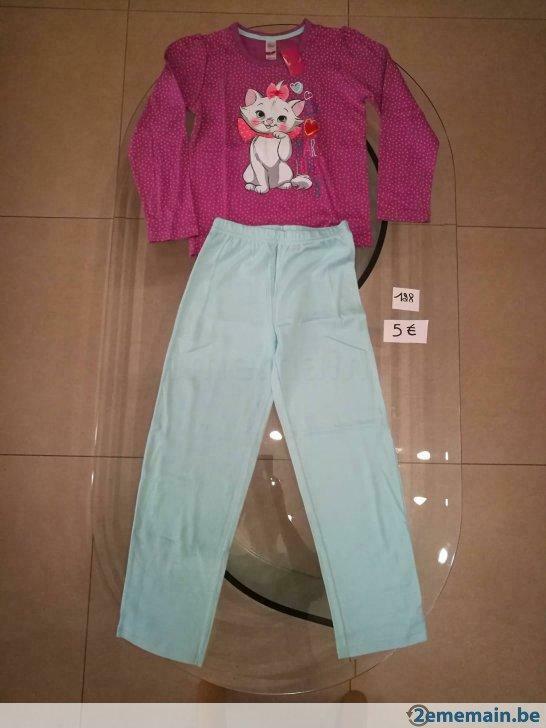 Pyjama fille Disney 'Marie' des Aristochats (taille 128), Enlèvement ou Envoi, Utilisé, Fille, Vêtements de nuit ou Sous-vêtements