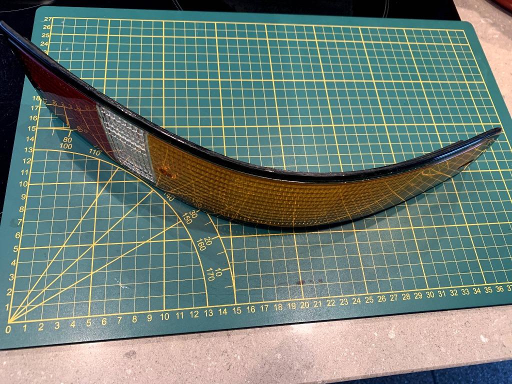 Rechter achterlicht lens PORSCHE 911. 1975-1989., Auto-onderdelen, Ophalen of Verzenden, Gebruikt, Porsche