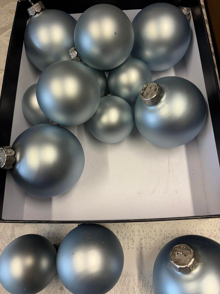 Kerstballen licht blauw mat, Ophalen, Gebruikt