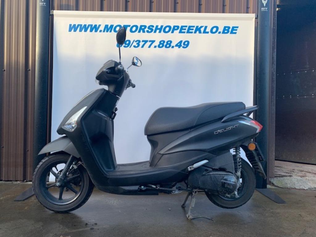 Yamaha Delight 125, Scooter, Entreprise, Permis Moto A1 minimum, 1 cylindre