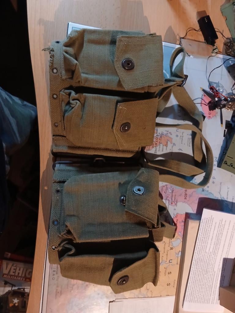 Porte chargeurs fm bar Abl., Collections, Objets militaires | Seconde Guerre mondiale, Enlèvement ou Envoi