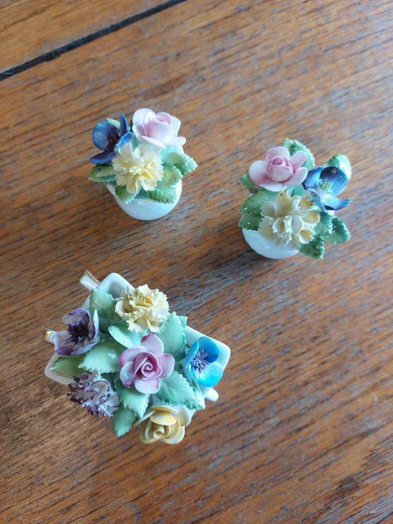 Royal Doulton & Royal Adderley beeldjes, Ophalen of Verzenden, Zo goed als nieuw