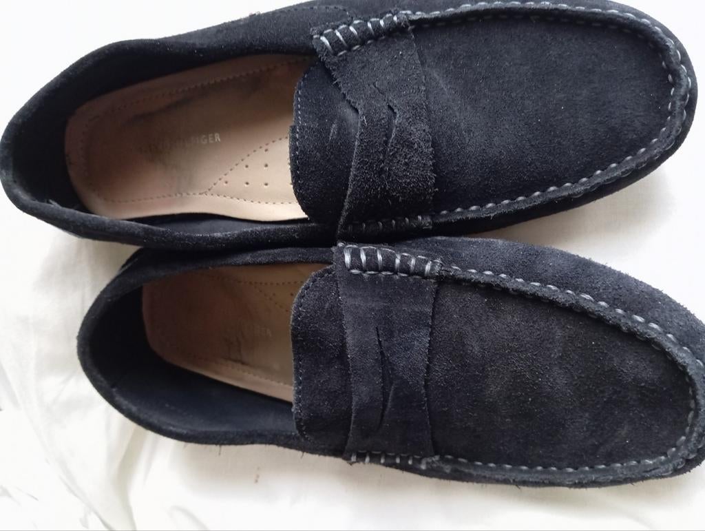 Tommy Hilfiger - mocassins en daim bleu foncé, taille : 41, Enlèvement ou Envoi, Comme neuf, Flâneurs
