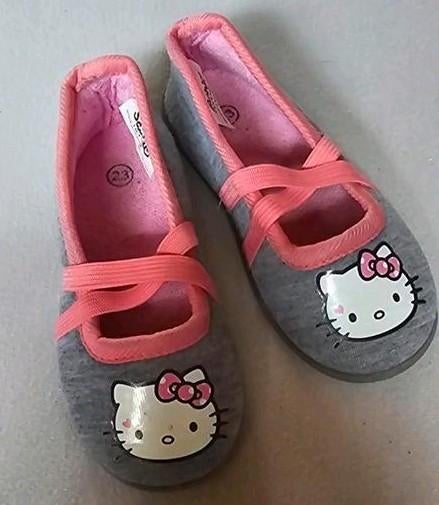 Chaussons enfant hello kitty 23 adidas kickers nike style, Enlèvement ou Envoi, Comme neuf, Autres types, Fille