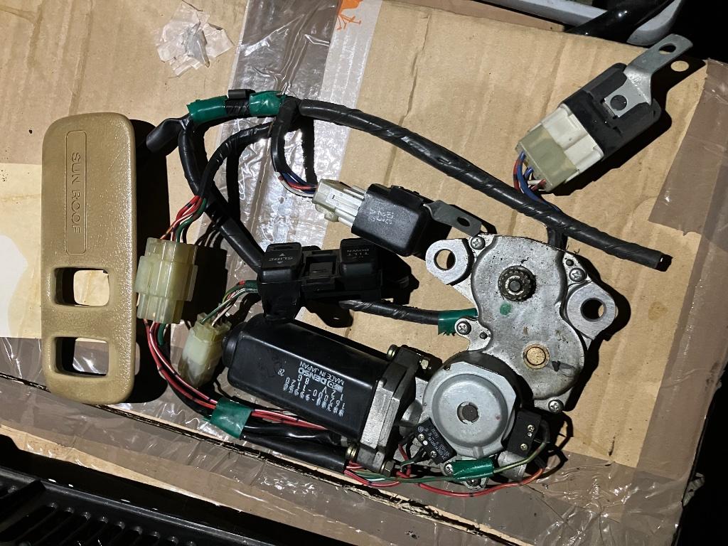 Moteur électrique à toit ouvert Daihatsu Charade et câblage, Enlèvement ou Envoi, Utilisé, Daihatsu