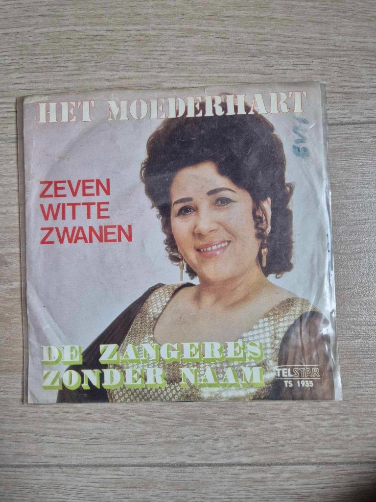 Singel De zangeres zonder naam, Enlèvement ou Envoi